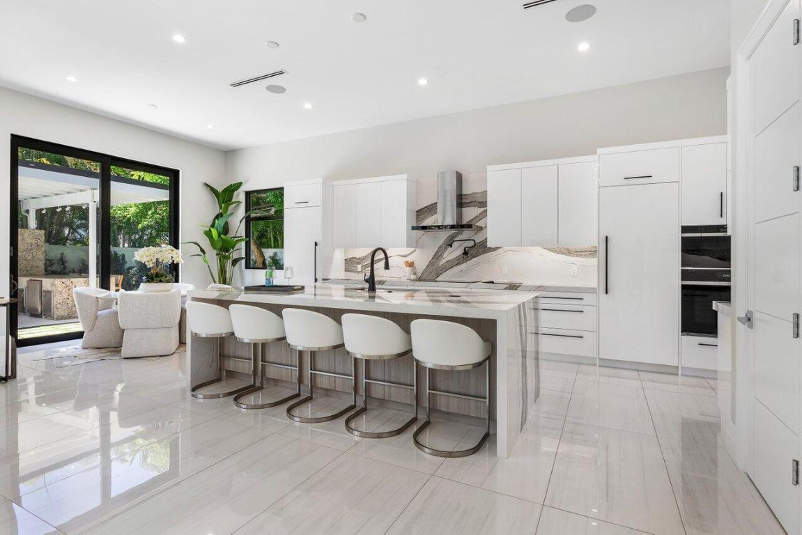 BOCA VILLAS - Residential