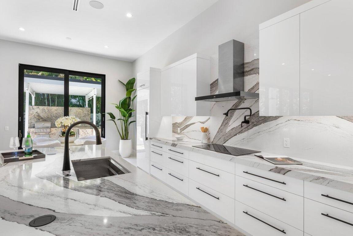 BOCA VILLAS - Residential