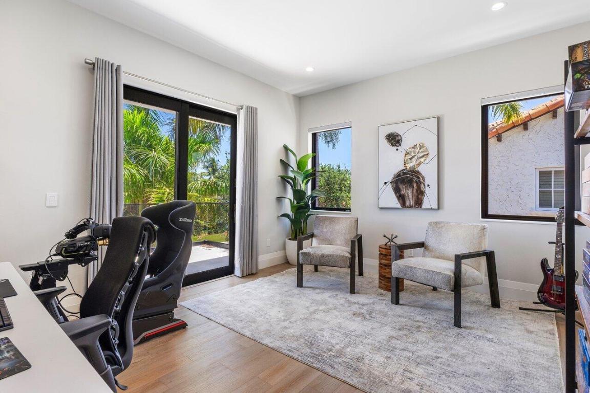 BOCA VILLAS - Residential