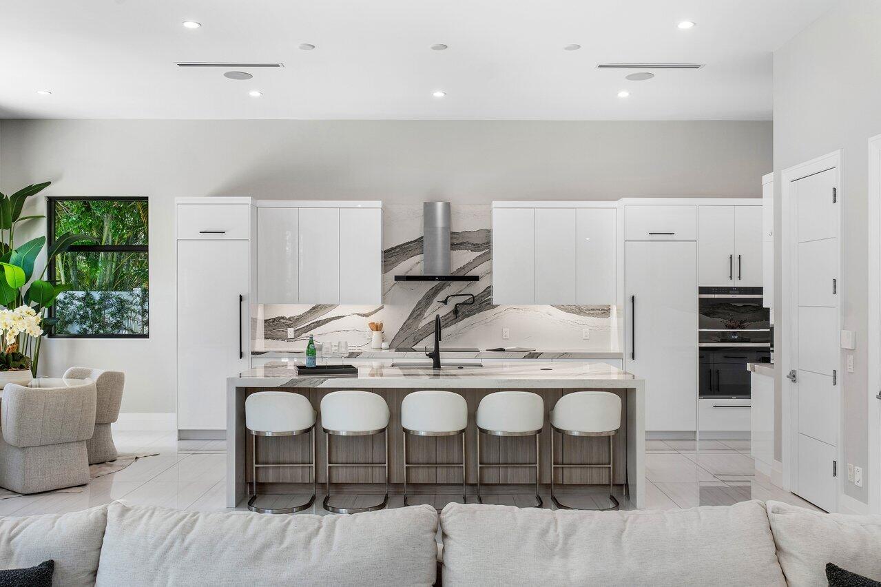 BOCA VILLAS - Residential