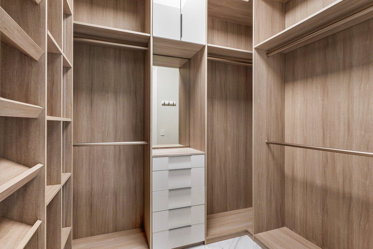 BOCA VILLAS - Residential