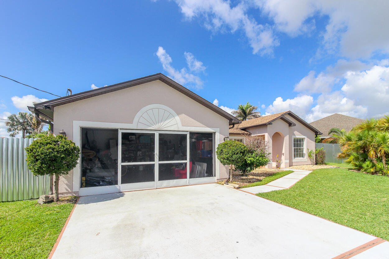 PORT ST LUCIE SECTION 35 - Residential