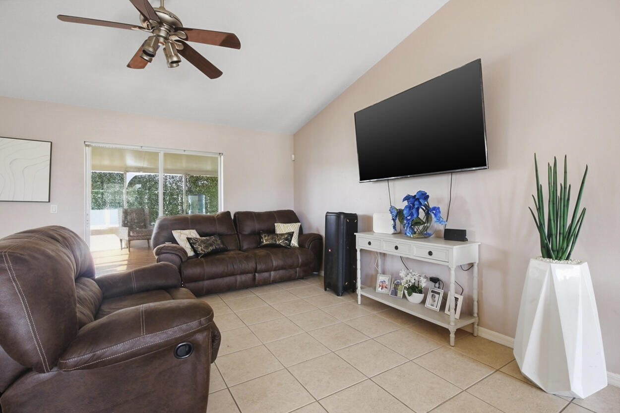 PORT ST LUCIE SECTION 35 - Residential