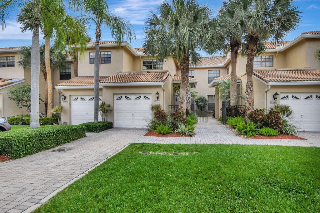Photo of 6738 Montego Bay Boulevard #D, Boca Raton, FL 33433 (MLS # R10968620)