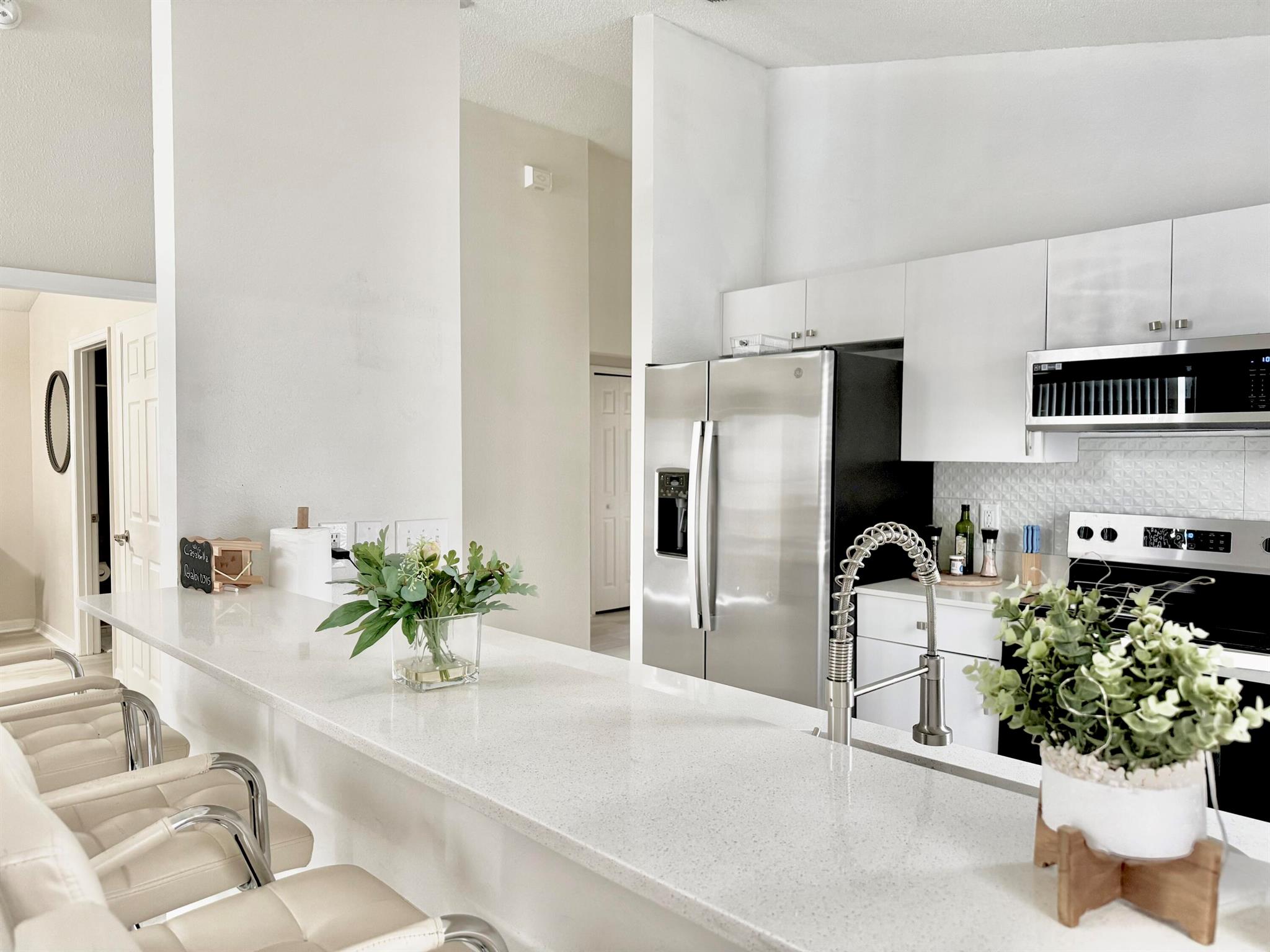 HILLCREST HOMES LAKE DAVE - Residential