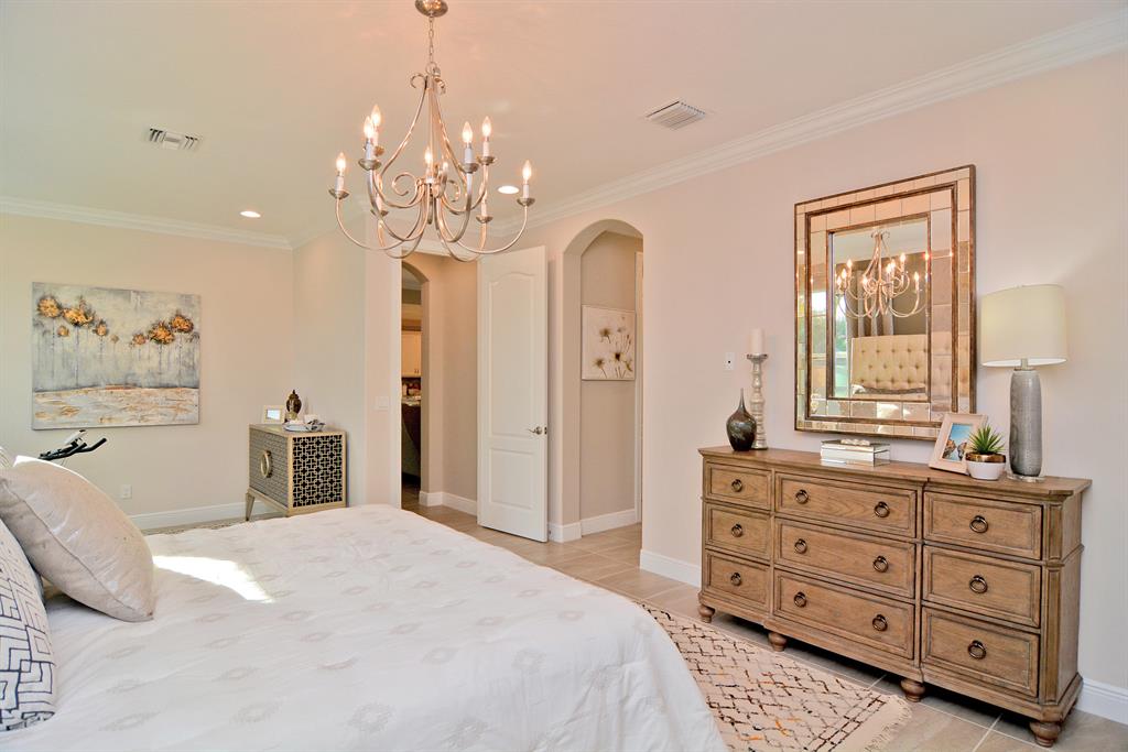 SEGOVIA LAKES PD REPLAT - Residential