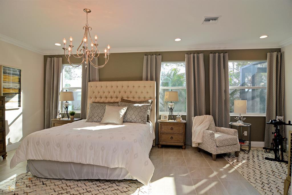 SEGOVIA LAKES PD REPLAT - Residential