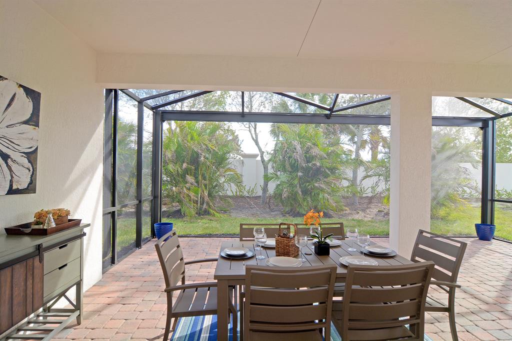 SEGOVIA LAKES PD REPLAT - Residential