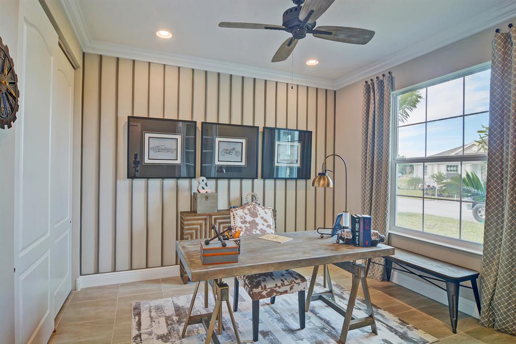 SEGOVIA LAKES PD REPLAT - Residential