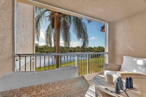 3688 NW Mediterranean Ln 208 Jensen Beach FL 34957