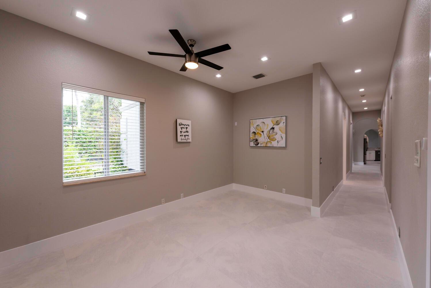 WALKER'S CAY/BOCA BAY COL - Residential Lease