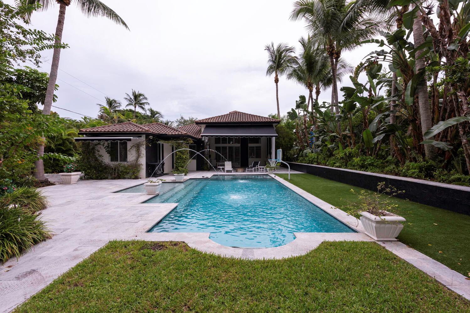 WALKER'S CAY/BOCA BAY COL - Residential Lease