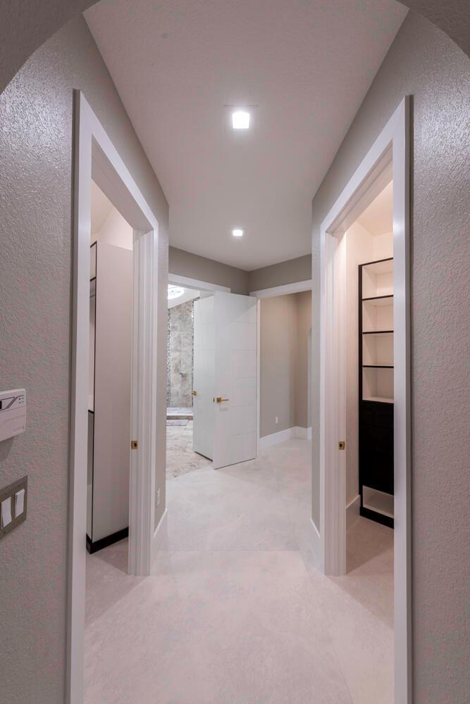 WALKER'S CAY/BOCA BAY COL - Residential Lease