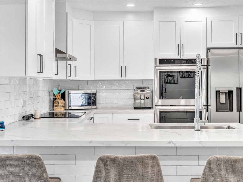 IMPERIAL POINT 2 SEC - Residential