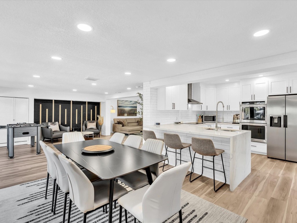 IMPERIAL POINT 2 SEC - Residential