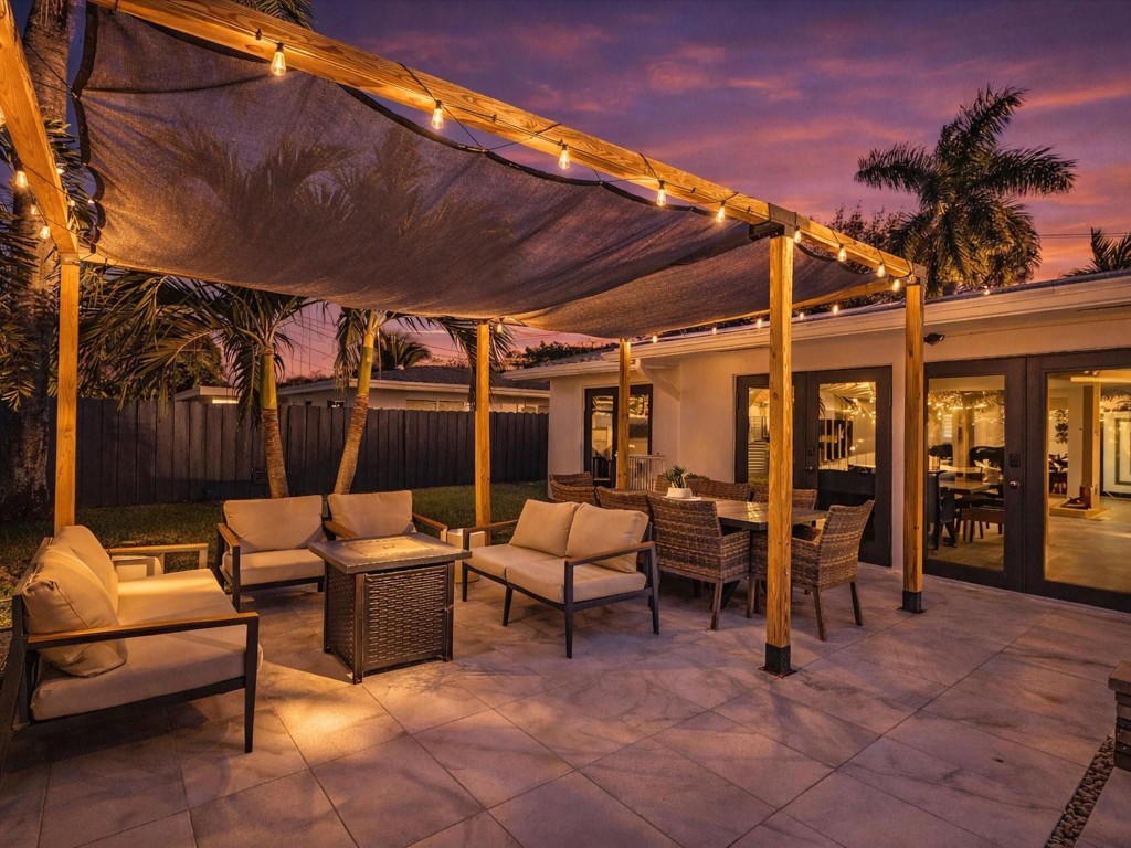 IMPERIAL POINT 2 SEC - Residential