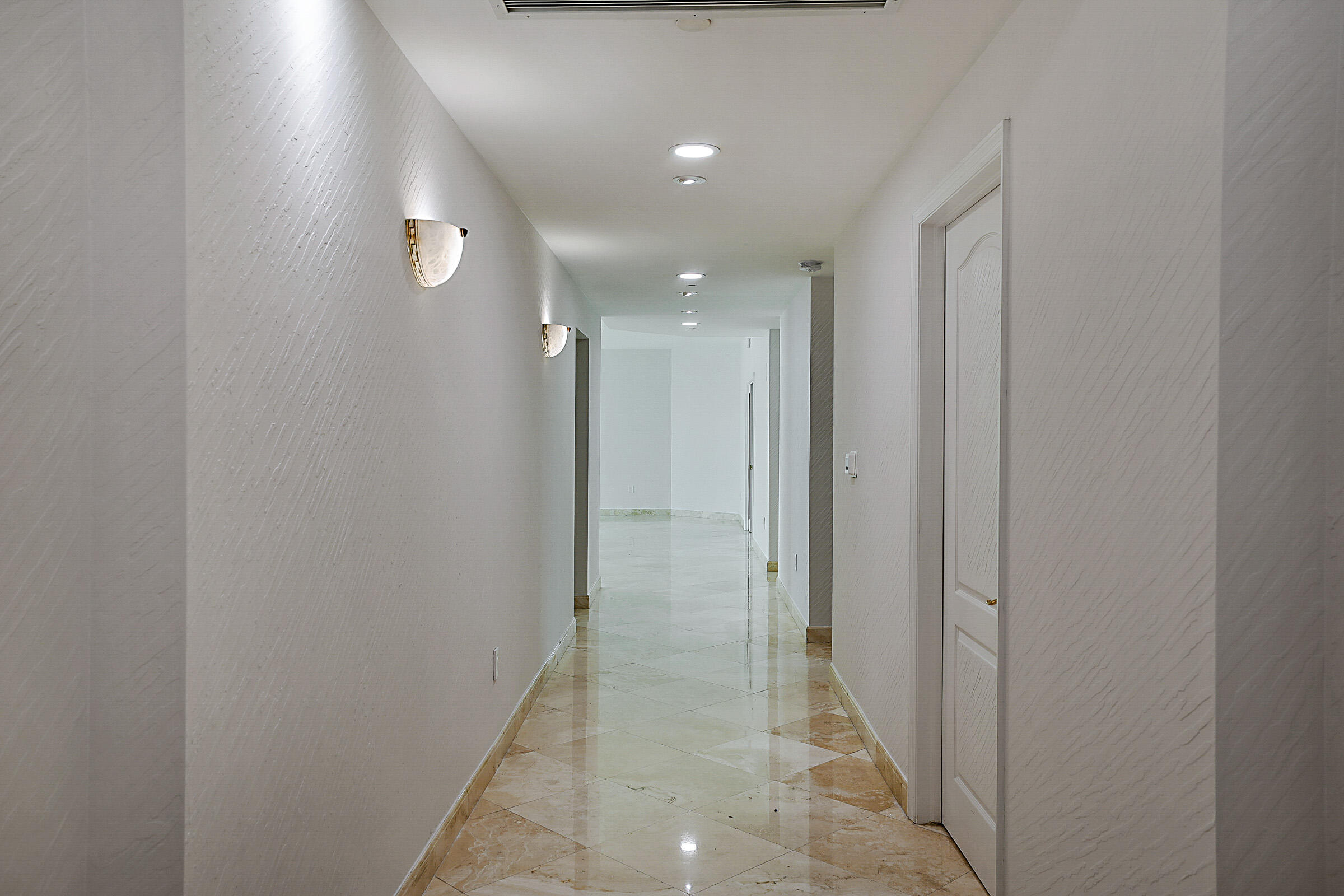 View photos, virtual tours, details... 500 SE Mizner Boulevard A608