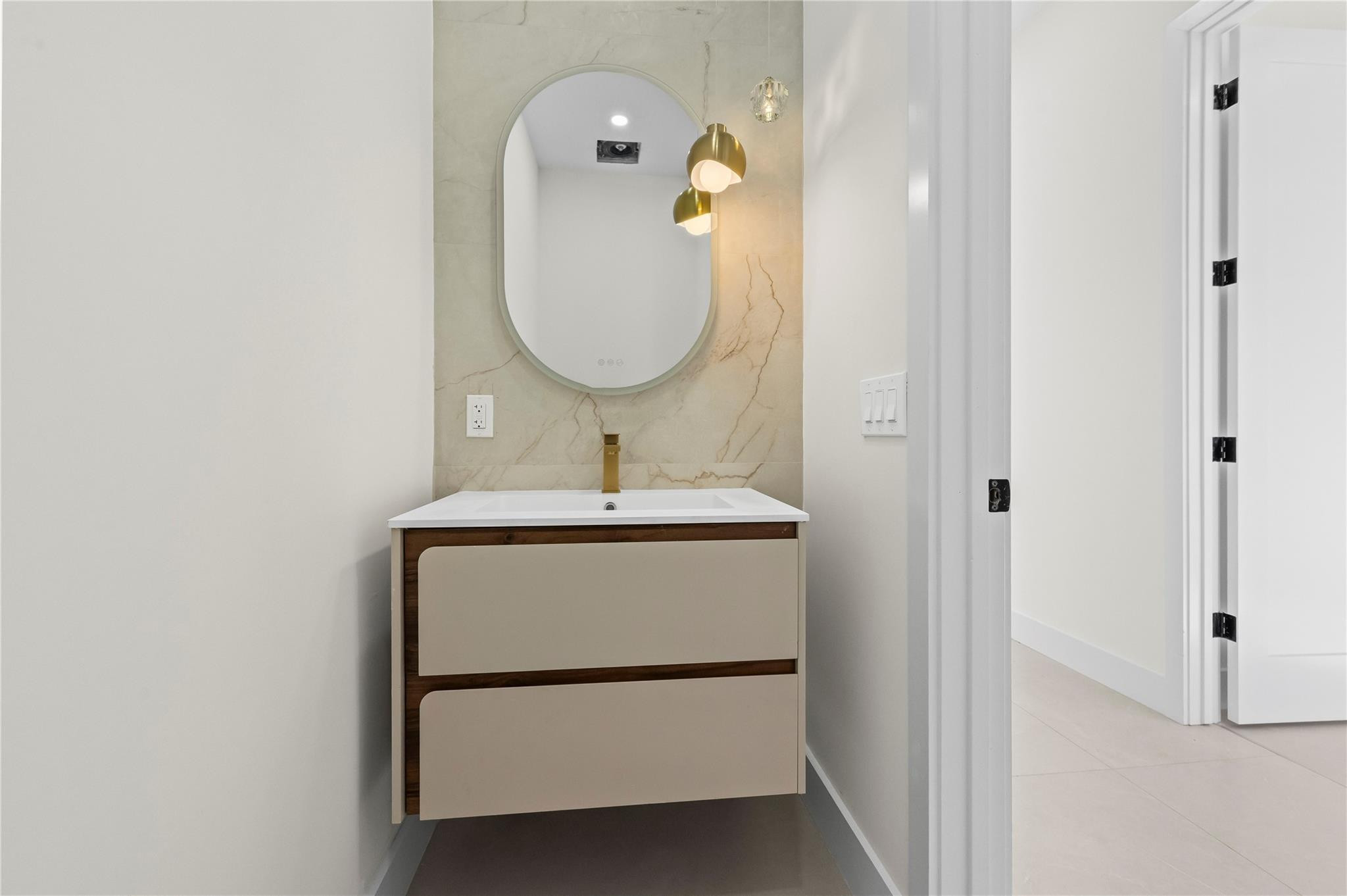 COCONUT CREEK 11TH SEC - Residential