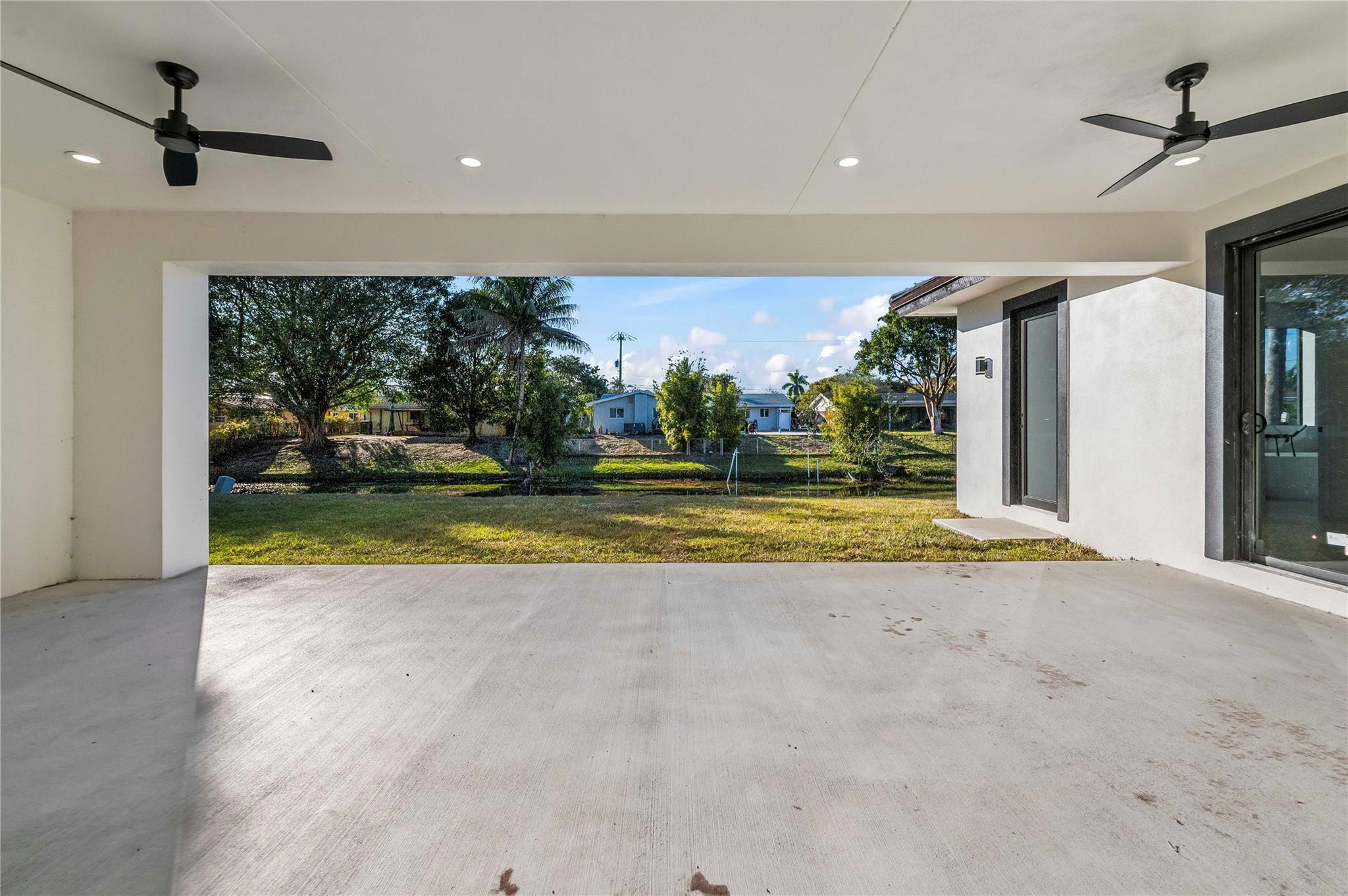 COCONUT CREEK 11TH SEC - Residential