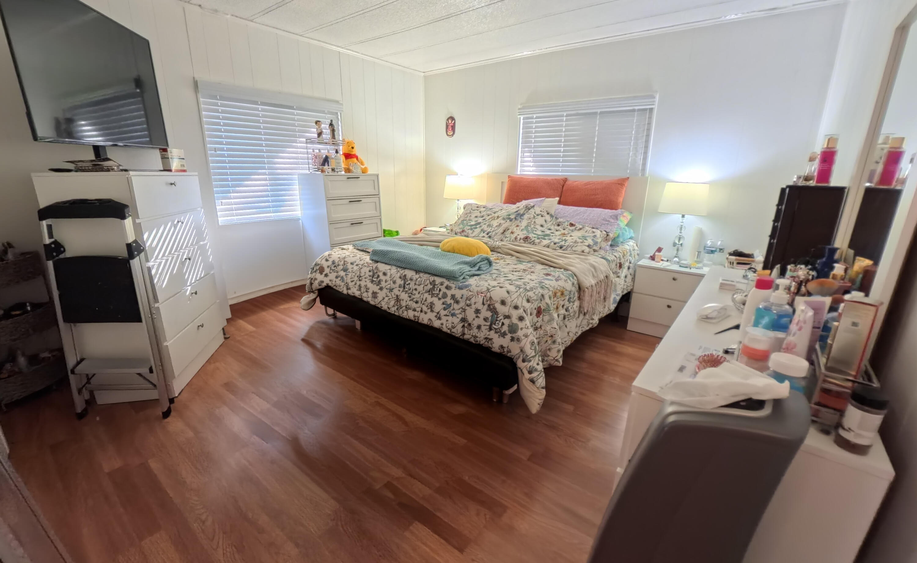 PALM BEACH COLONY - Residential