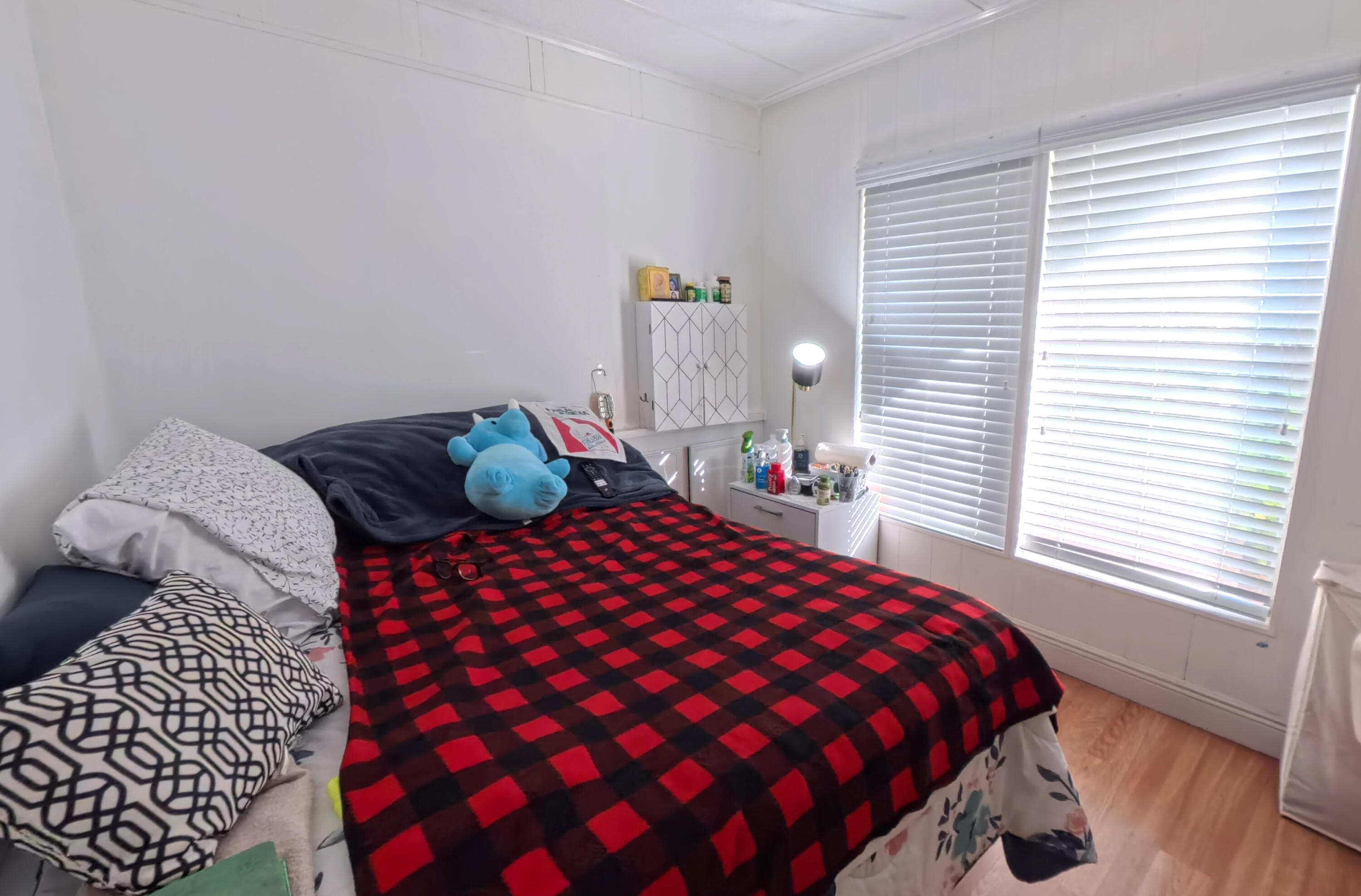 PALM BEACH COLONY - Residential