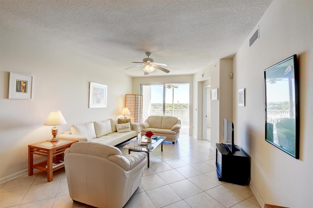 CORONADO AT BOCA RATON CONDO - Residential