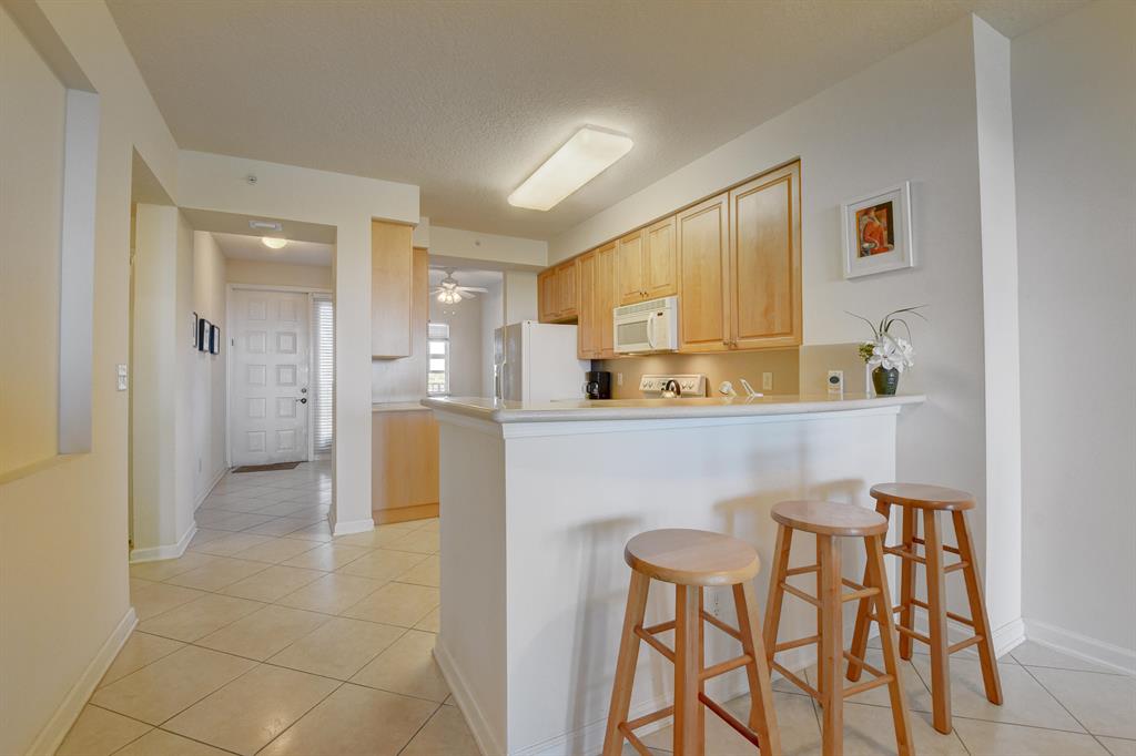 CORONADO AT BOCA RATON CONDO - Residential