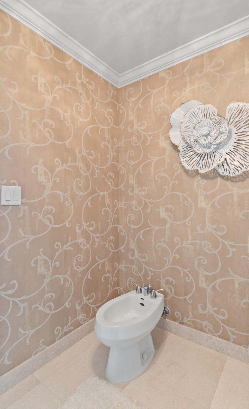 OCEAN GRANDE BEACH & MARI - Residential