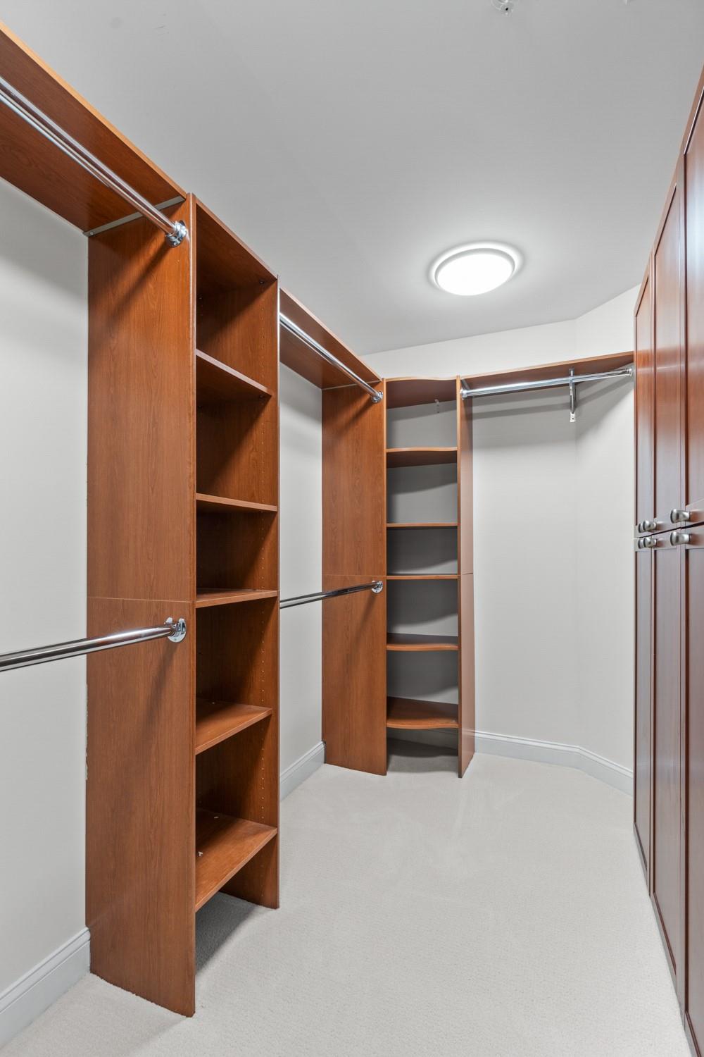 OCEAN GRANDE BEACH & MARI - Residential