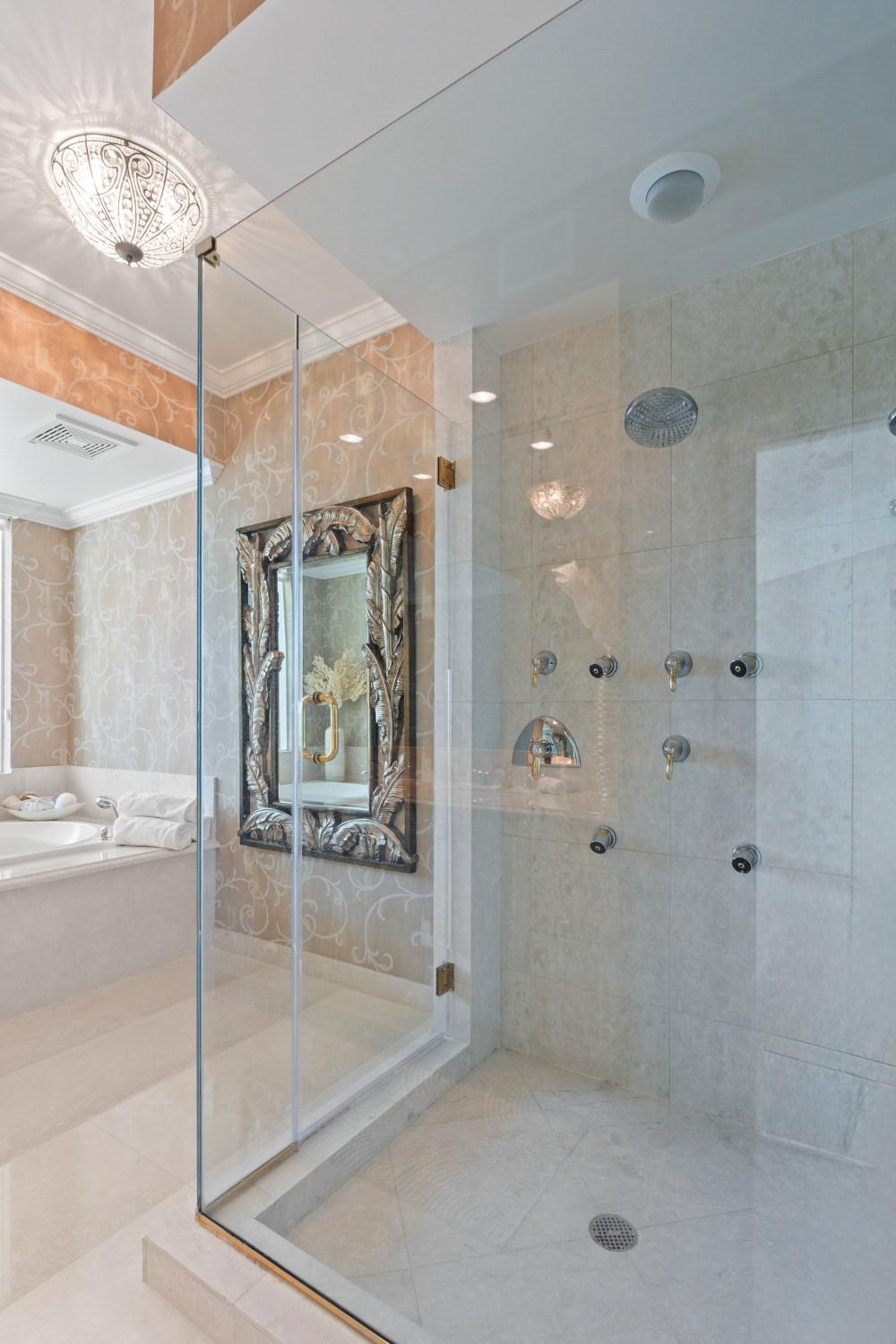 OCEAN GRANDE BEACH & MARI - Residential