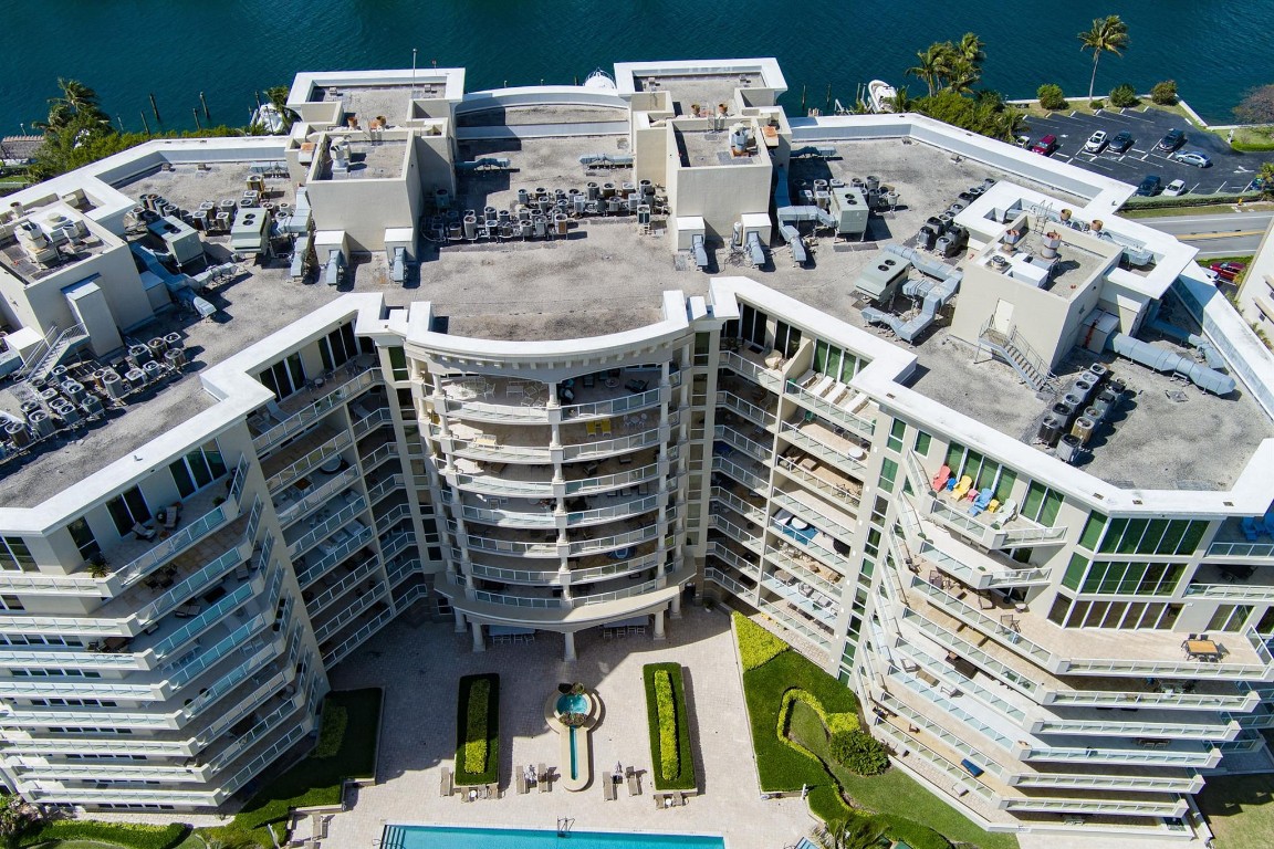 1063 Hillsboro Mile 501