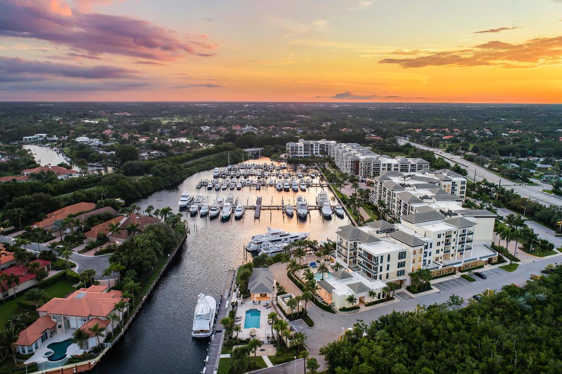 AZURE CONDO - Residential