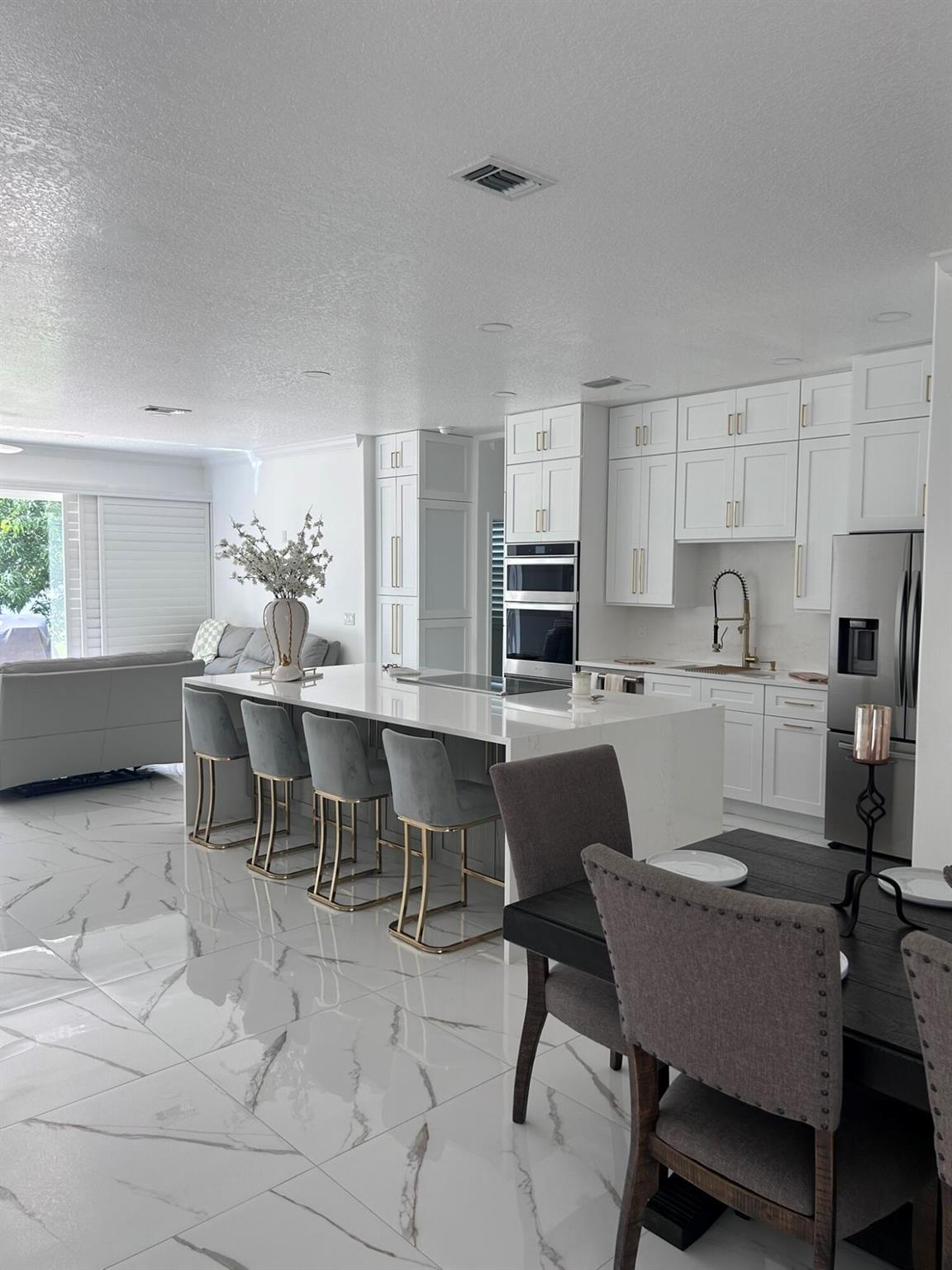 PORT ST LUCIE SECTION 17 - Residential Lease