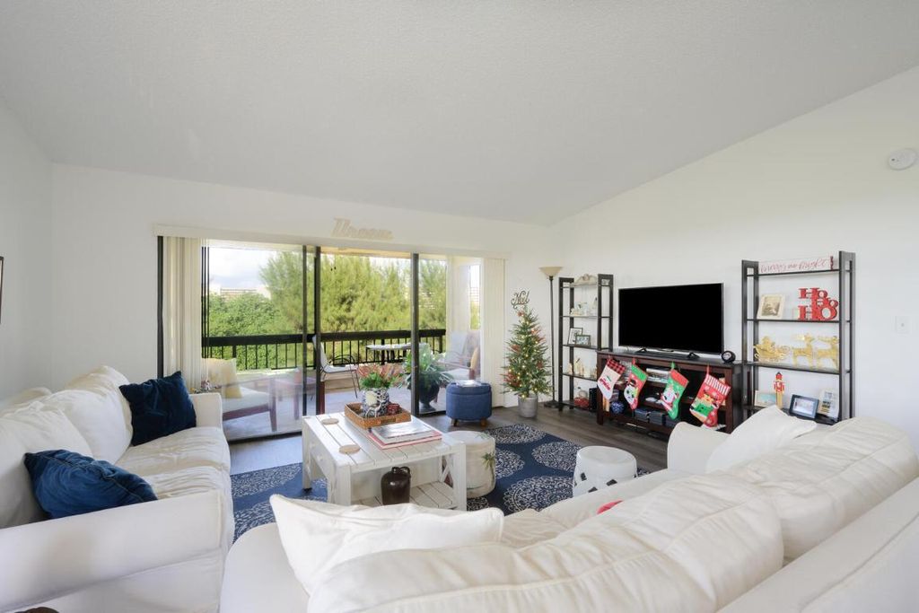 Photo of 1036 Us Highway One #427, North Palm Beach, FL 33408 (MLS # R10939765)