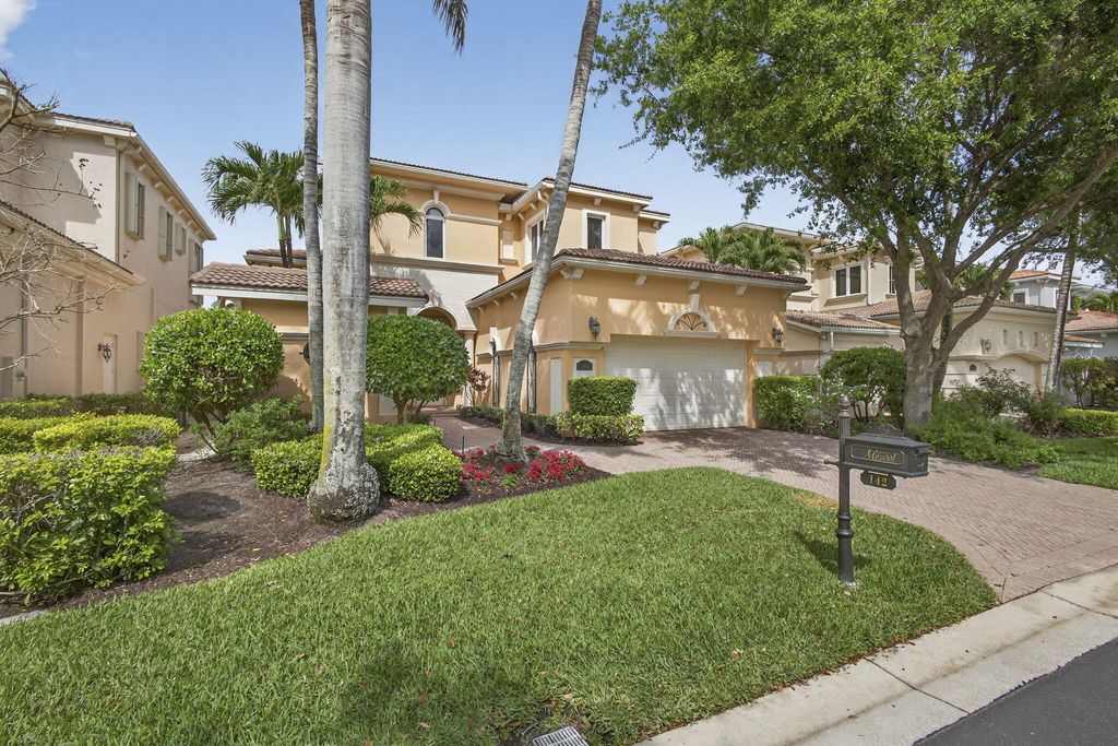 Photo of 142 Viera Drive, Palm Beach Gardens, FL 33418 (MLS # B26009092)