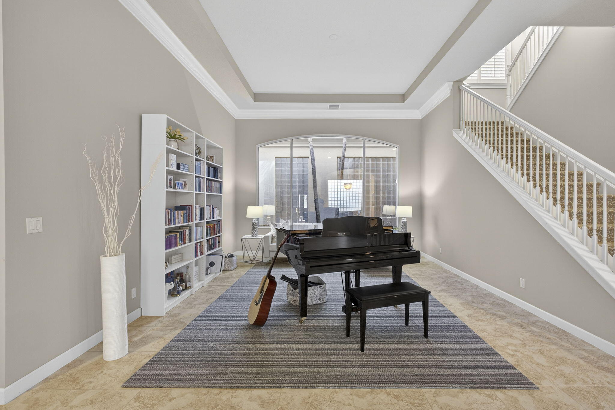 MIRASOL PAR 16 - Residential