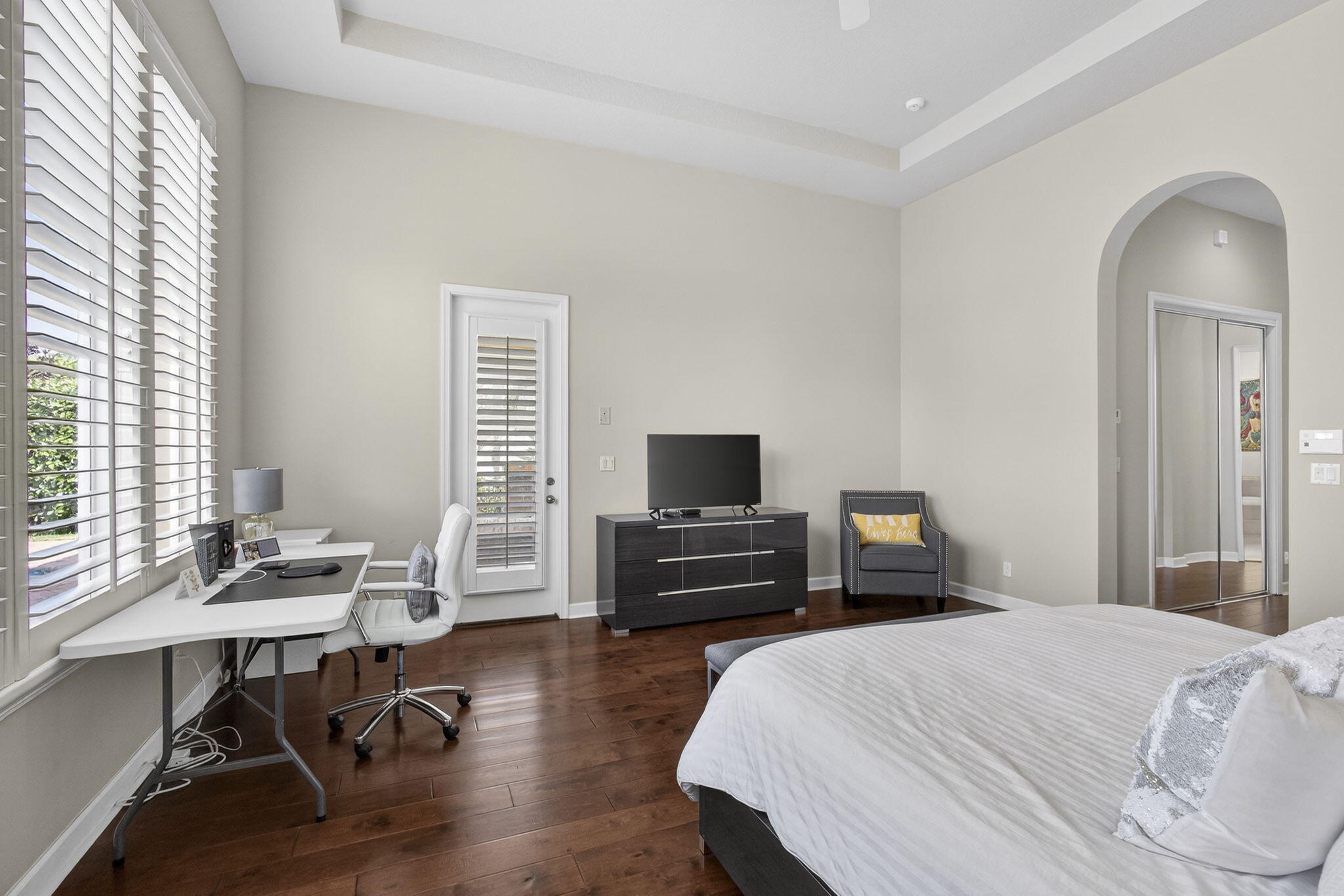 MIRASOL PAR 16 - Residential