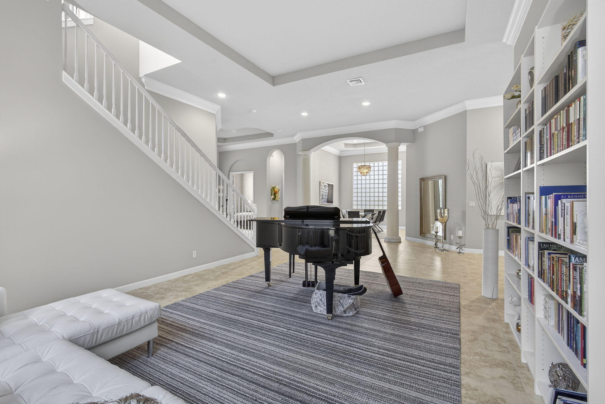 MIRASOL PAR 16 - Residential