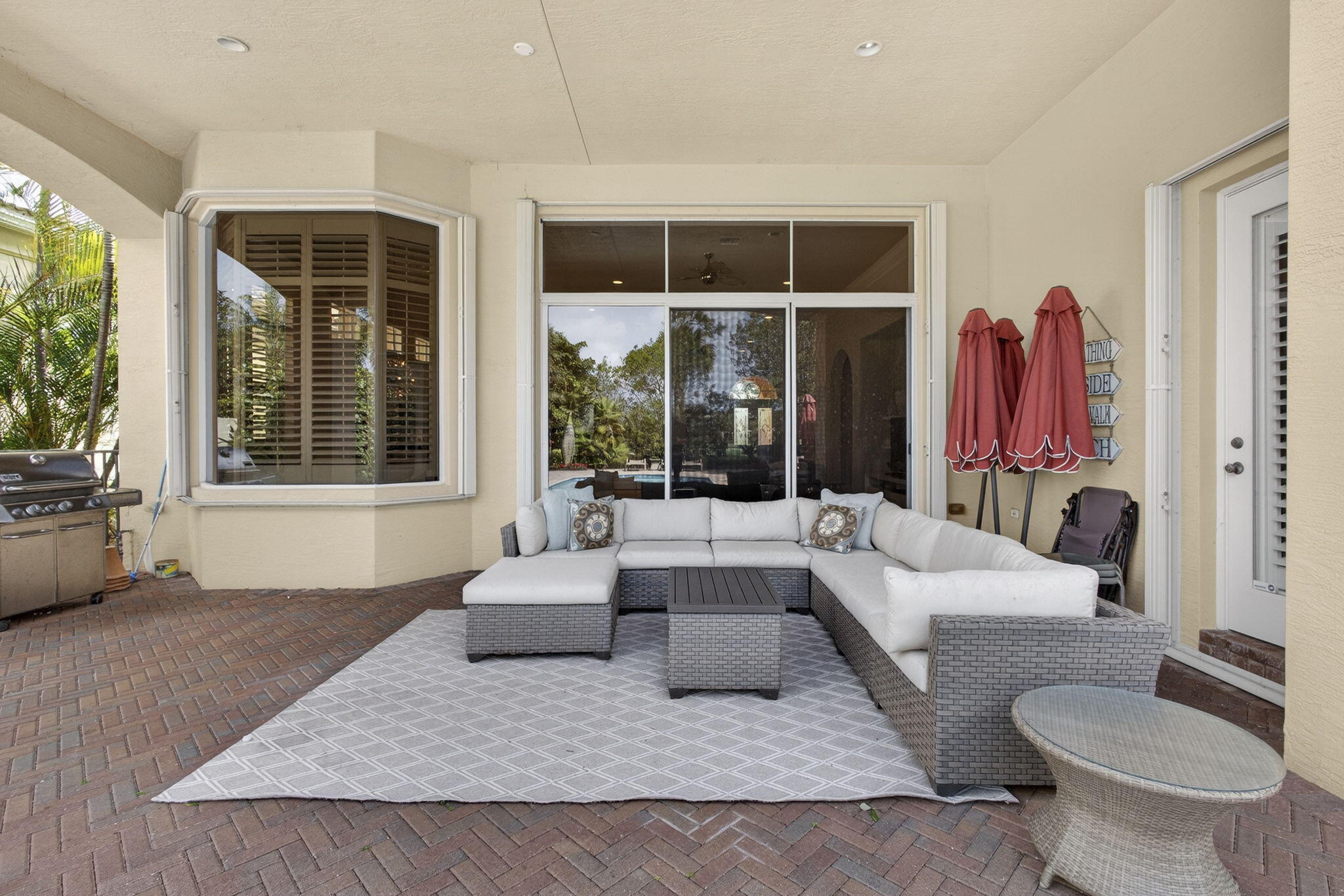 MIRASOL PAR 16 - Residential