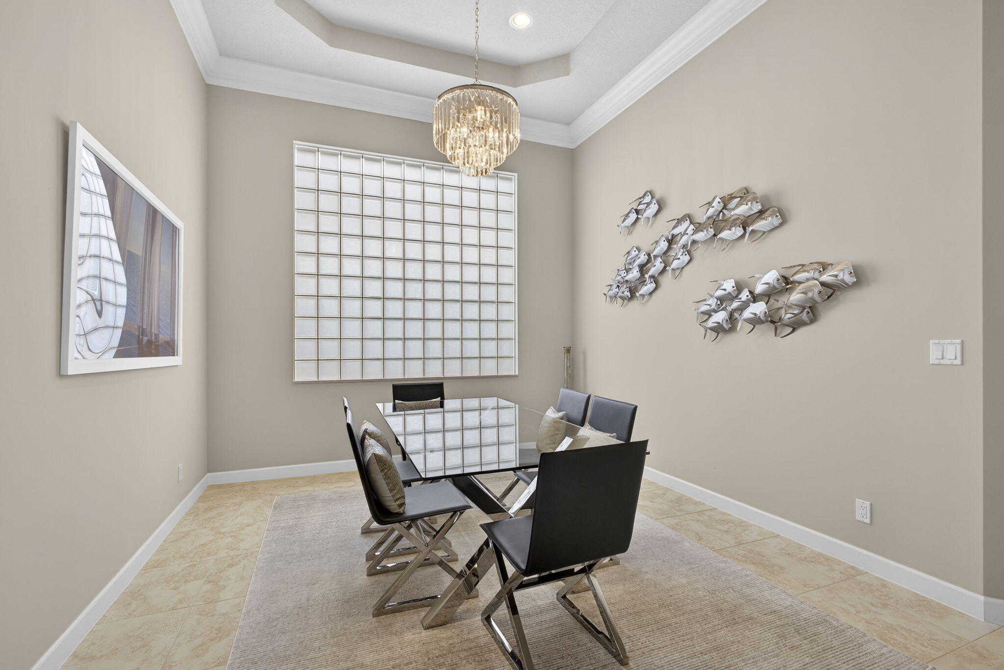 MIRASOL PAR 16 - Residential