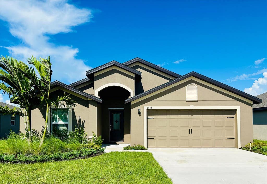 Photo of 1515 Festoon Lane, Fort Pierce, FL 34947 (MLS # F10444812)
