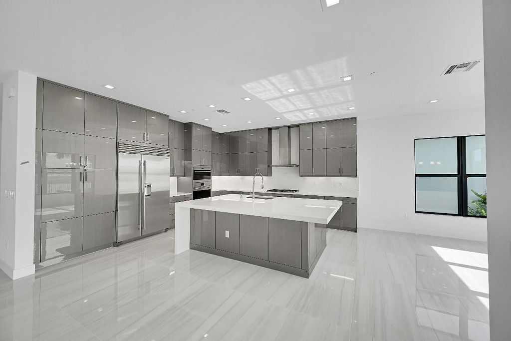 Photo of 9979 Migration Pt, Palm Beach Gardens, FL 33412 (MLS # R11099210)