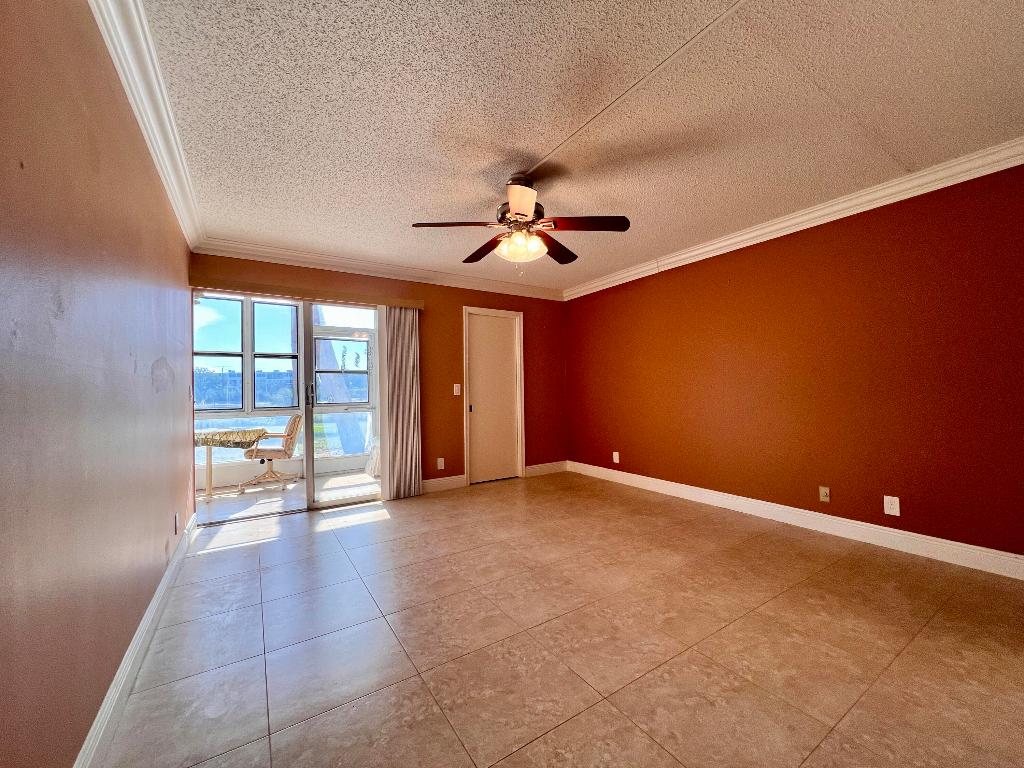 CENTURY VILLAGE - GREENBRIER CONDO - Residential