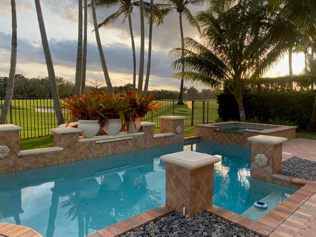 Photo of 11107 Green Bayberry Drive, Palm Beach Gardens, FL 33418 (MLS # R10696950)