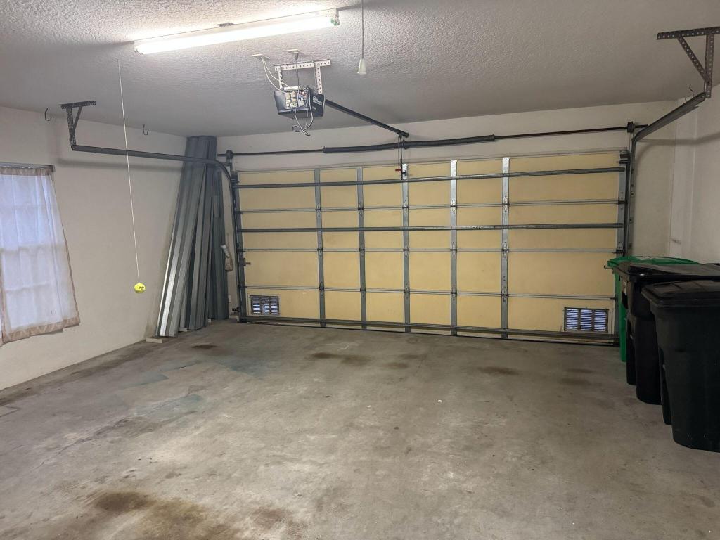 TRADITION PLAT NO  5 - Residential Lease