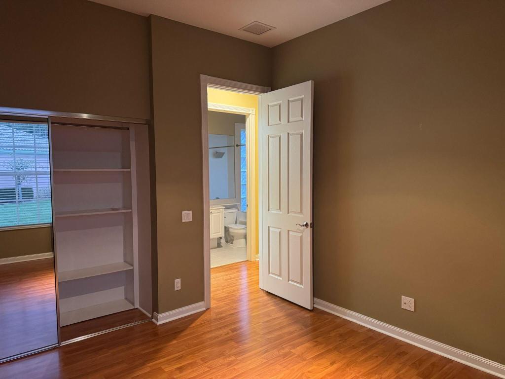 TRADITION PLAT NO  5 - Residential Lease