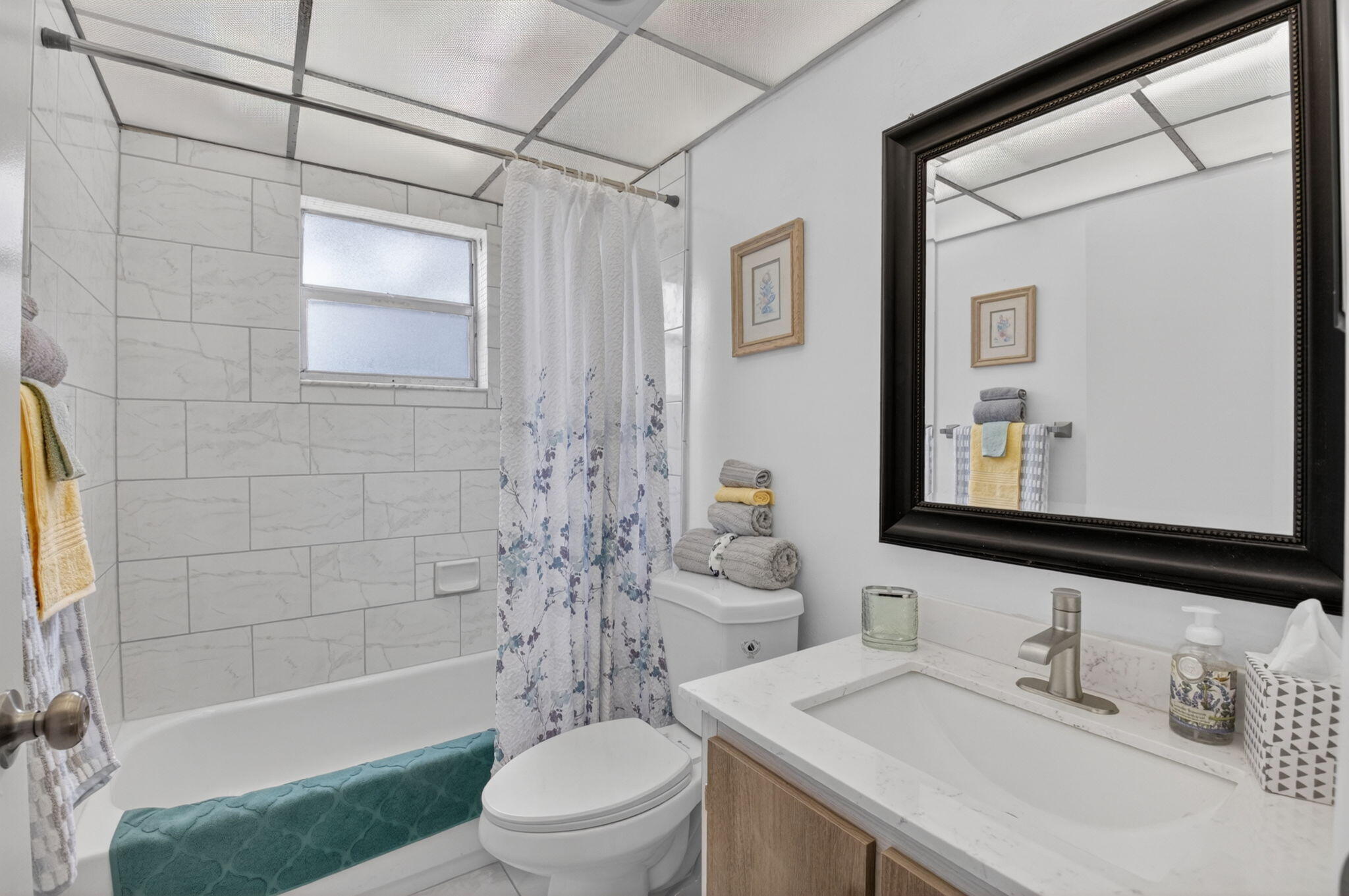 KINGS POINT NORMANDY CONDOS - Residential