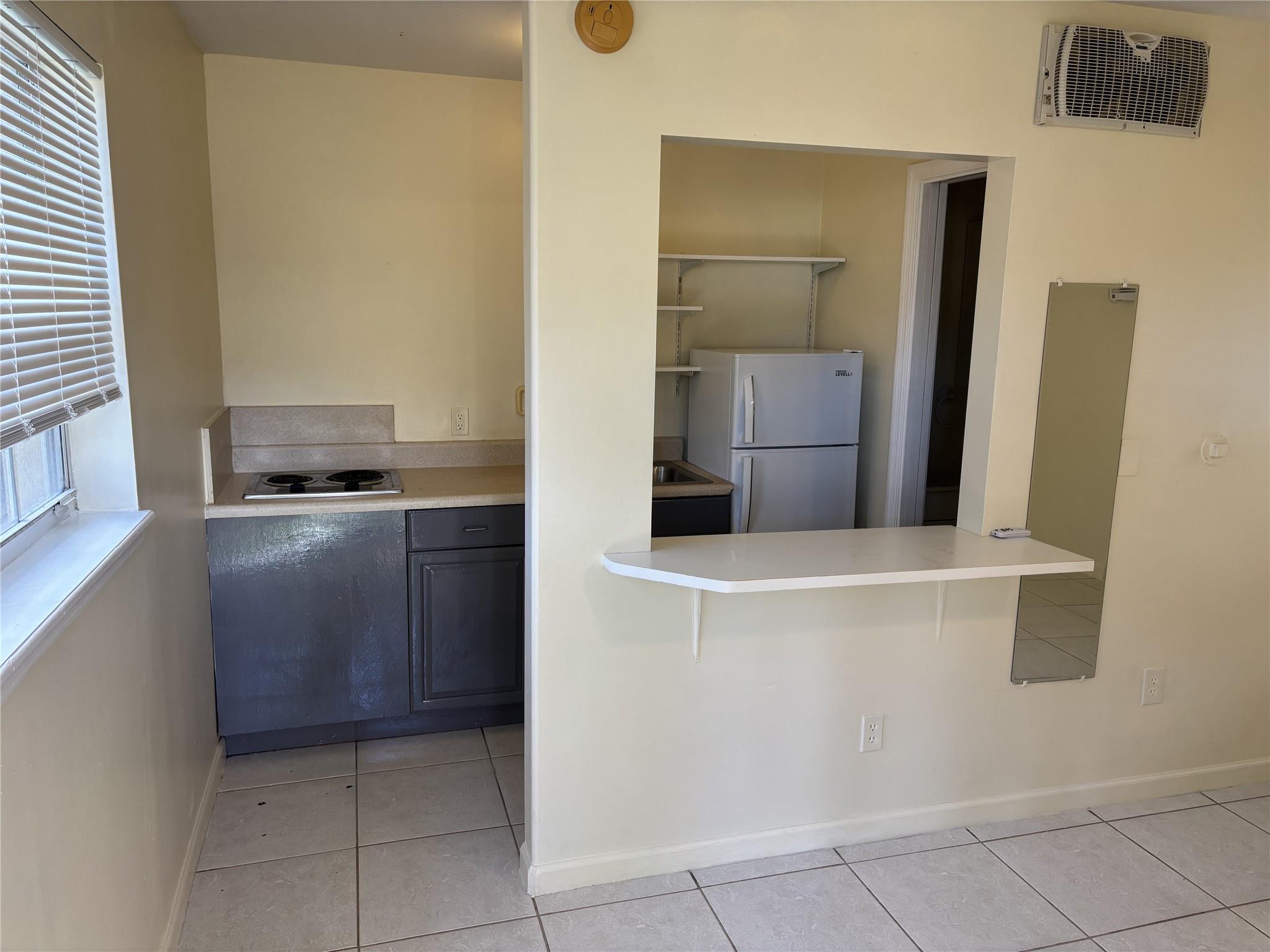 Hollywood Little Ranches - Residential Lease