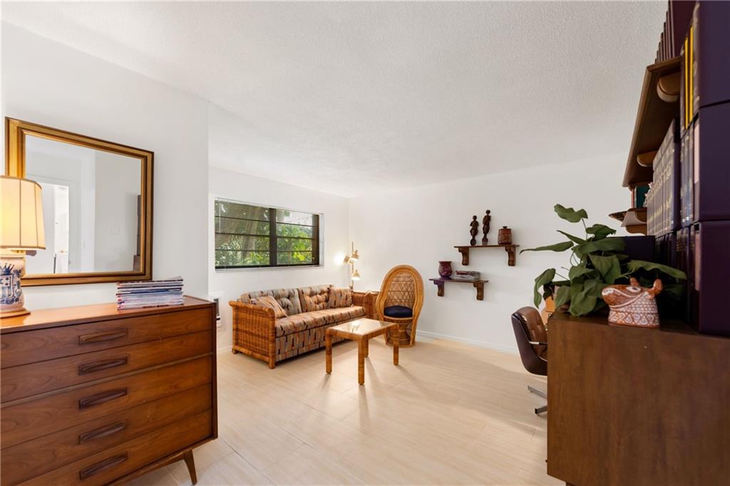 LAUDERDALE BEACH EXT - Residential