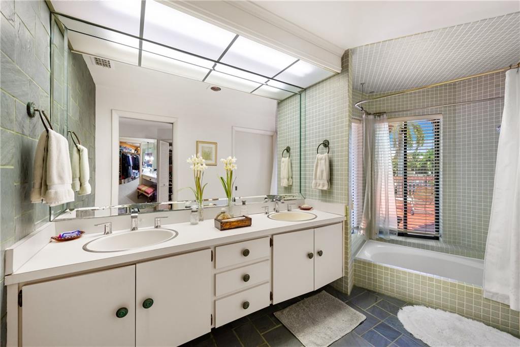 LAUDERDALE BEACH EXT - Residential